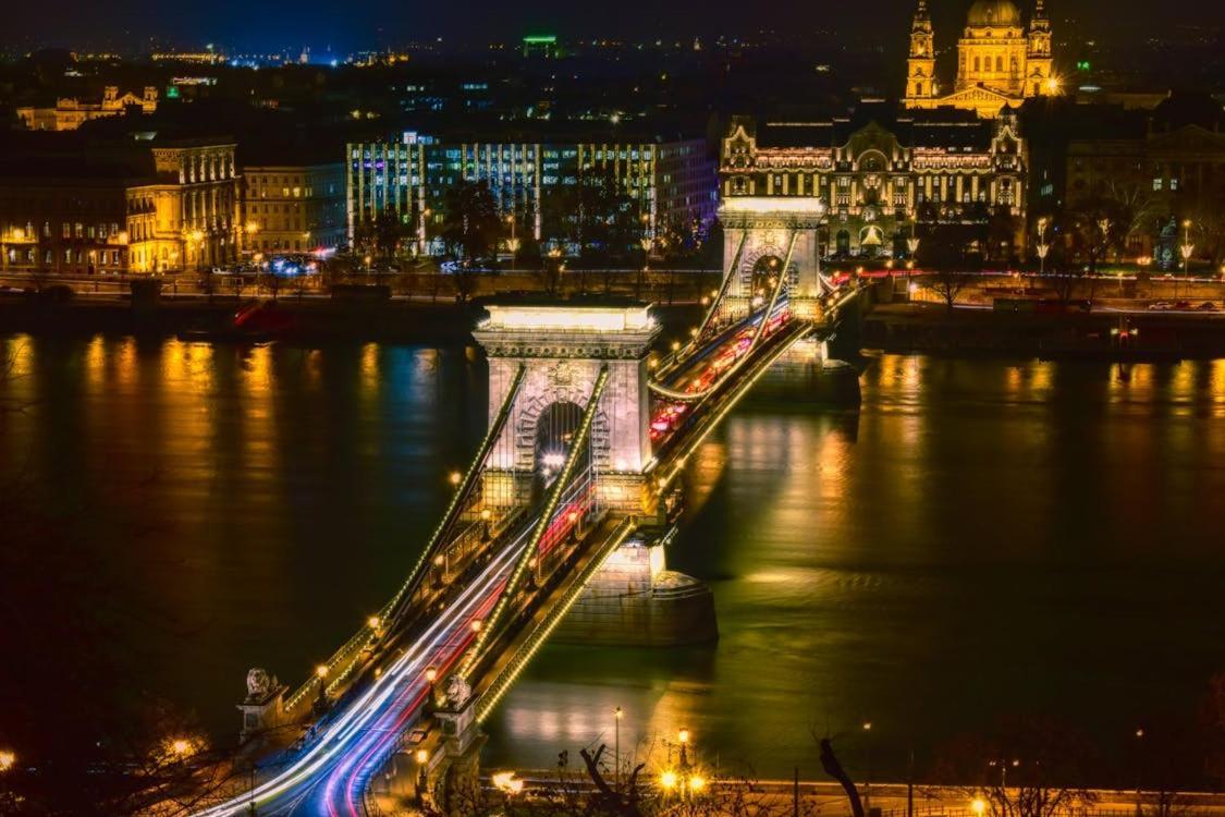 Downtown Studio Next To The Basilica Budapest Exterior photo